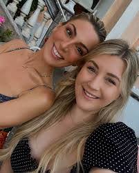 Amber Ramsay's Instagram, Twitter & Facebook