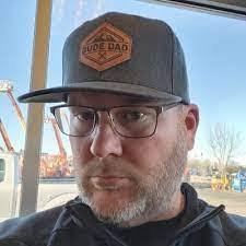 Eric Mawabi's Instagram, Twitter & Facebook