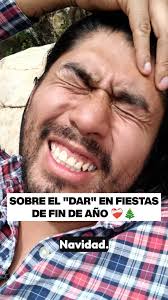 Dar no siempre implica comprar algo. A veces, lo más valioso que podemos  ofrecer es nuestra escucha, un abrazo sincero o simplemente nuestra  presencia. 💛✨, Estos gestos, aparentemente simples, suelen ...