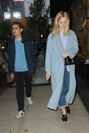 Pin By Miguel Uriel Nunez Rios On Elle Fanning Elle Fanning Club Outfits For Women Vegas Outfit