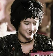 historias de poly AI