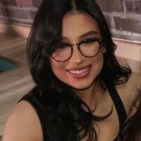 Leanne Morales's Instagram, Twitter & Facebook