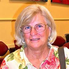 Diana Hadley's Instagram, Twitter & Facebook