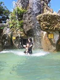 Pemandian air panas satu ini airnya didapatkan dari sumber di bukit kapur setempat. Mandi Manda Di Felda Residence Hot Springs Sungkai Qaseh Dalia S Blog