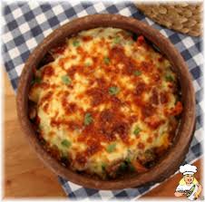 Tava e kosit (lamb with yoghurt) tava e kosit is a popular albanian lamb dish that's baked in yoghurt. Elbasan Tava Meric Edirne Tarifi Lezzetler Com