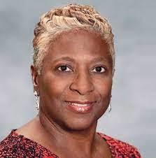 Sarah Mccurter's Instagram, Twitter & Facebook