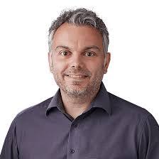 Andrea Runkel's Instagram, Twitter & Facebook