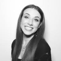 Katherine Davenport's Instagram, Twitter & Facebook