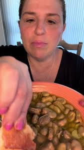 Simple Sicilian lunch! #fyp #foryoupage #foryou #sicilianhousewife #viral  #eating #mukbang #asmr #favabeans #quickandeasy #delicious #italian  #siciliancooking #sicilianlunch #italiancooking