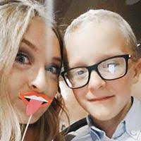 Darla Lanier's Instagram, Twitter & Facebook