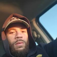 Looking for a company that picks up junk?