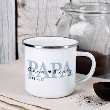 Der vatertag ist für männer ein gerne gefeierter tag im jahr, so natürlich auch 2021.mache deinem vater, partner oder freund eine freude fernab von bollerwagen und bierkiste. Metalltasse Zum Vatertag Papa Seit