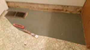 Can i put linoleum over tile floor? Help Remove 80 S Linoleum Floor Doityourself Com Community Forums