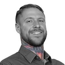 Russell Ruffino's Instagram, Twitter & Facebook