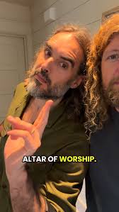 What a special time of worship & prayer with my family and @russellbrand  @antonioandallison today. , LINK IN STORIES