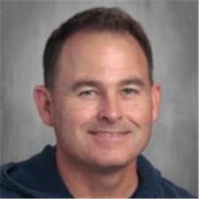 Ian Reschke's Instagram, Twitter & Facebook