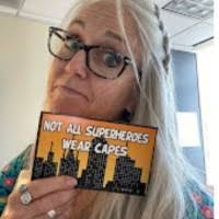 Kendra Breen's Instagram, Twitter & Facebook