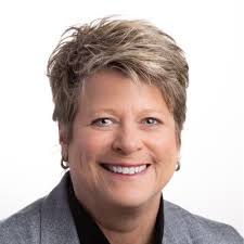 TV hoops season is in the 📚! Grateful for all the folks at University of… 