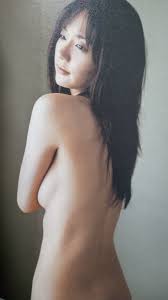 中村ゆり写真集made in…? 【初版】－Funbid香港本地日本代購網站