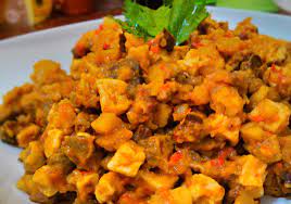 Sediakan juga minyak goreng secukupnya untuk menggoreng. Cara Membuat Sambal Goreng Ati Ampela Ayam Pedas Nikmat Spesial