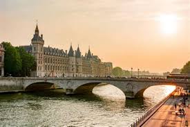 The conciergerie palace has been chosen as an unesco world heritage site and it is also as a monument among the center des monuments nationaux. Conciergerie Palace Mail Conciergerie Palace Mail Conciergerie Palace Mail Conciergerie Palace Mail Little Palace Hotel In Paris Starting At Qar225 Destinia Sleep In A Palace Dine