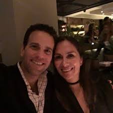 Carlos loret de mola junto a carmen aristegui son dos personalidades clave dentro del mercado de medios mexicano, relacionados con el hashtag #gobiernoespía. Ruth Berenice La Mujer A La Que Loret De Mola Le Fue Infiel Con Laura G La Neta Noticias