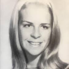 Joan Tisdale's Instagram, Twitter & Facebook