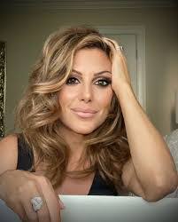 Patricia Newlin's Instagram, Twitter & Facebook