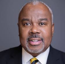 Dayna Ely's Instagram, Twitter & Facebook