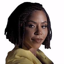 Andrea Barnes's Instagram, Twitter & Facebook