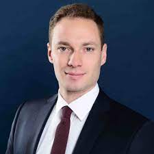 Kunden digital die bankgeschäfte erleichtern. Tim Gottwald Filialdirektor Deutsche Bank Ag Xing