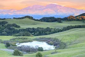 Briones peak caps briones regional park's extensive network of hiking trails. Mount Diablo Sunset As Seen From Briones Regional Park Stock Photo Image Of Mount Briones 111037752
