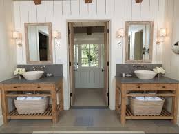 Below You Ll Find Some More Ideas How To Decorate Your Bathroom Inspired By Sea And Beac Bathroom Farmhouse Style Small Farmhouse Bathroom Beach Bathroom Decor