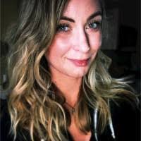 Shelby Lawrence's Instagram, Twitter & Facebook