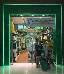 Bem no dia da inauguraçao da loja ofial do palmeias, olha quem encontramos fazendo assim umas comprinhas. Academia Store Rio Preto Home Facebook