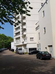 Die kleinste wohnung hat eine wohnfläche von 98 m², die größte 169 m². 3 Zimmer Wohnung Zu Vermieten Lemberger Str 92 94 66955 Pirmasens Stadtmitte Mapio Net