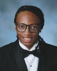 Amy Maines's Instagram, Twitter & Facebook