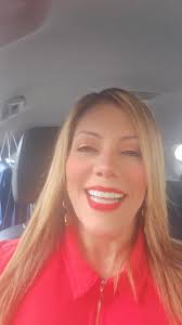 Gina Correa (@ginacorreahils)