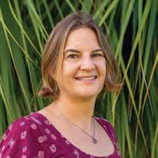 Isabelle Crawford's Instagram, Twitter & Facebook