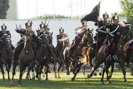 San martín para formar su regimiento de granaderos a caballo solicita 300 muchachos guaraníes de las misiones, a quienes arenga en guaraní antes de la batalla de san lorenzo, argentina 1813, batalla clave en la independencia de la nación argentina. Batalla De San Lorenzo El Unico Partido De Local De San Martin Rosarioplus