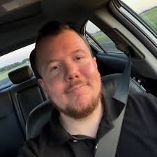 Drew Moses (@ScoobertDrew)