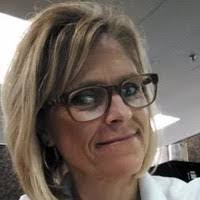 Robin Stacy's Instagram, Twitter & Facebook