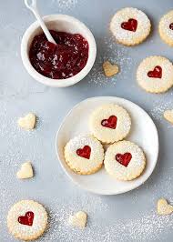 Linzer cookie cutter set 7 pc Easy Almond Linzer Cookies Recipe Cooking Lsl