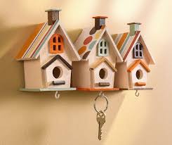 Colorful Birdhouse Key Hangers Diy Birdhouse Projects Bird Houses Bird Houses Diy