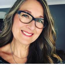 Vanessa Bragg (@NessBragg)