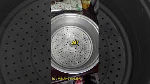 Tutup, kukus nasi smp matang. Cara Memasak Nasi Menggunakan Panci Atau Dandang Youtube