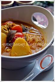 Ayam seafood daging sayuran nasi mie telur tahu tempe. Kari Telur Qasey Honey