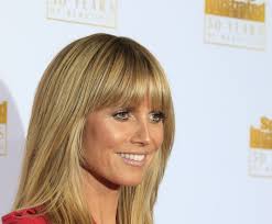 Aber für die britische organisation bearfaced ließ sich das supermodel nicht zweimal bitten, ungeschminkt vor die kamera zu treten — schließlich ging es um den guten zweck. Heidi Klum Vermogen Einkommen So Reich Ist Sie 2021 Wirklich