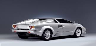 It is one of the many exotic designs developed by italian design house bertone, which pioneered and popularized the sharply angled italian wedge shape. 1988 1990 Lamborghini Countach 25th Anniversario Lamborghini Supercars Net