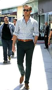 All You Girls Out There Can Agree A Well Dressed Man Is The Best Thing Since Sliced Bread I Mean One Of The Well Dressed Men Mens Outfits Ryan Gosling Style